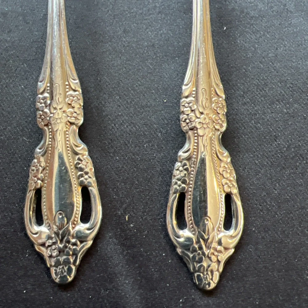 Set Of‎ 4 ONEIDA DISTINCTION DELUXE HH Stainless RAPHAEL Soup Spoons 6 7/8